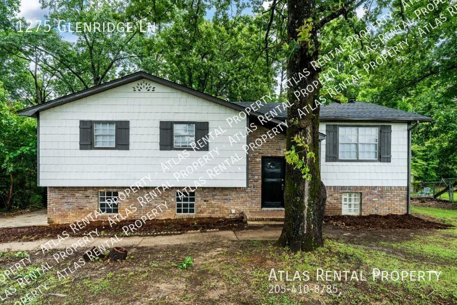 1275 Glenridge Ln in Bessemer, AL - Building Photo
