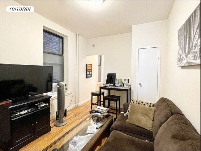 property at 230 E 25th St