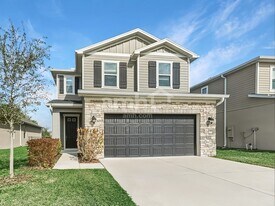 2109 Saffron Walden Dr in Plant City, FL - Building Photo