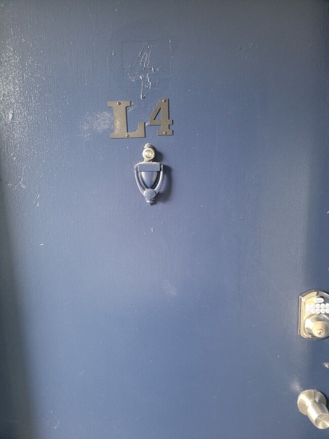 225 W McDowell Rd, Unit L4
