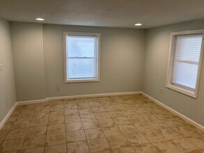 5313 Flanders Ave in Kensington, MD - Building Photo - Building Photo