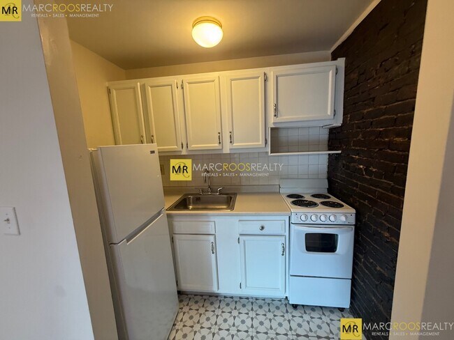 670 Tremont St, Unit 2R in Boston, MA - Foto de edificio - Building Photo