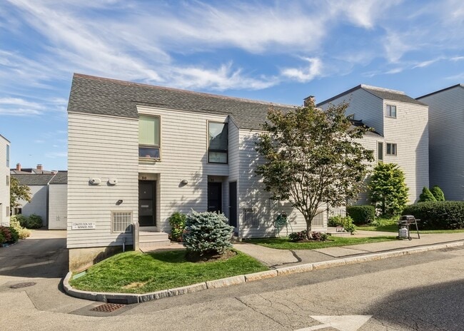 31 Constitution Way in Marblehead, MA - Building Photo - Building Photo