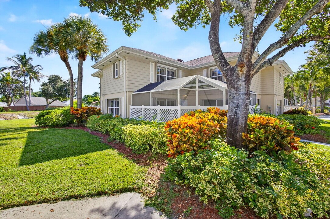 4204 Roxbury Ct in Boynton Beach, FL - Building Photo