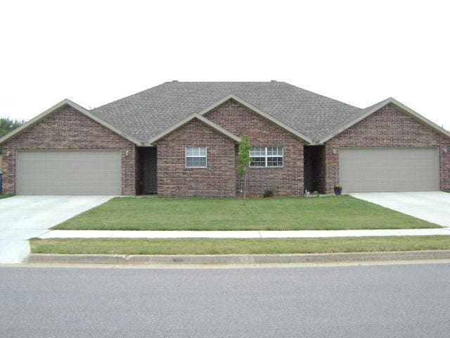 property at 4205 SW Broadstone Ave