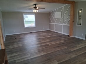 110 Chinquapin Ln in Jonesborough, TN - Building Photo - Building Photo