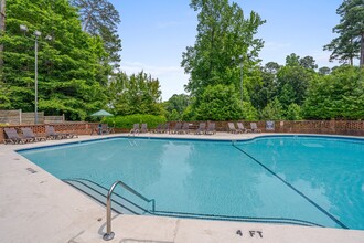 Lake Lynn Reserve Apartments in Raleigh, NC - Building Photo - Building Photo