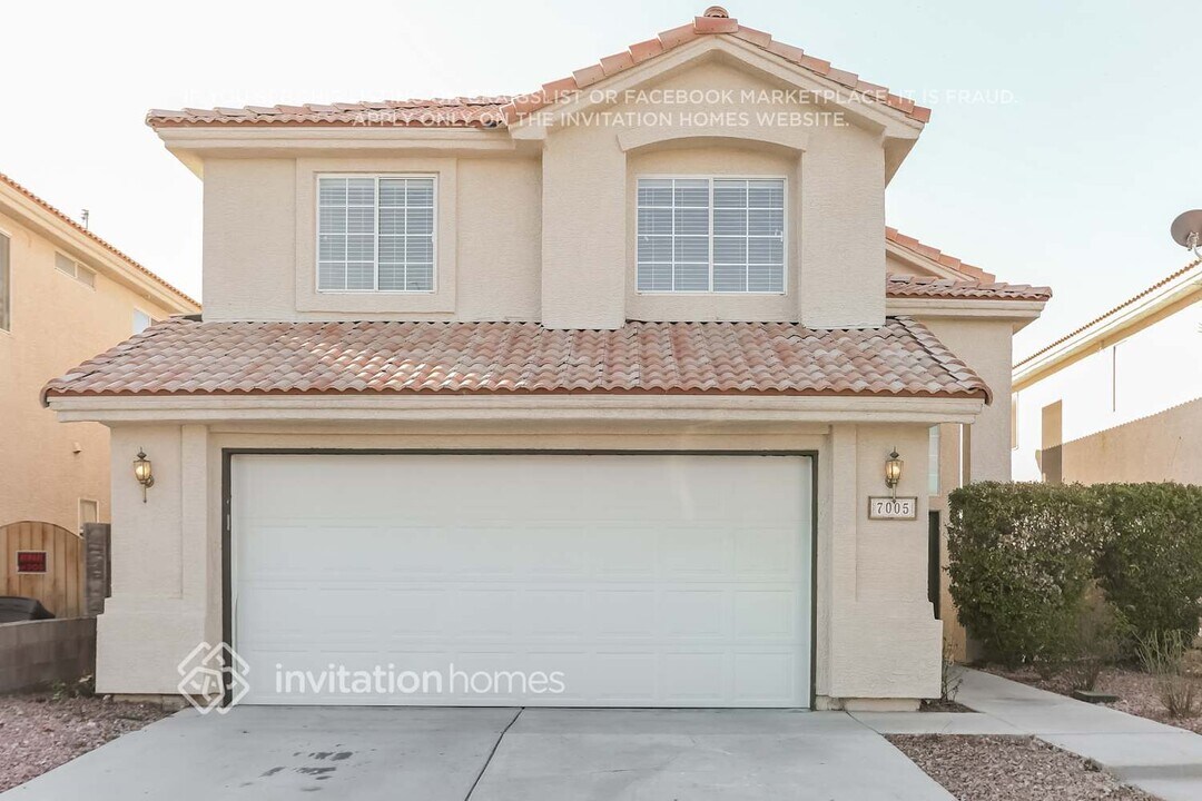 7005 Ellis Island Ct in Las Vegas, NV - Building Photo