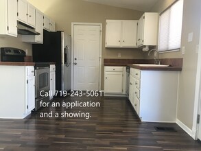 5568 Wilkerson Pass Dr in Colorado Springs, CO - Building Photo - Building Photo