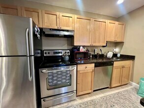 116 Sycamore St in Somerville, MA - Building Photo - Building Photo