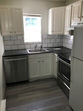 6 Stonehenge Dr, Unit 207W in Greenville, RI - Building Photo - Building Photo