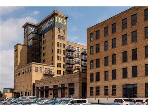 290 Market St in Minneapolis, MN - Building Photo - Building Photo