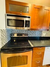 39 Ashley St, Unit #1 in Boston, MA - Foto de edificio - Building Photo