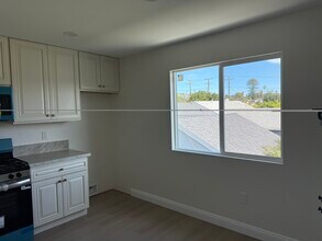 4003 Bermuda Ct, Unit Unit A in Ventura, CA - Building Photo - Building Photo