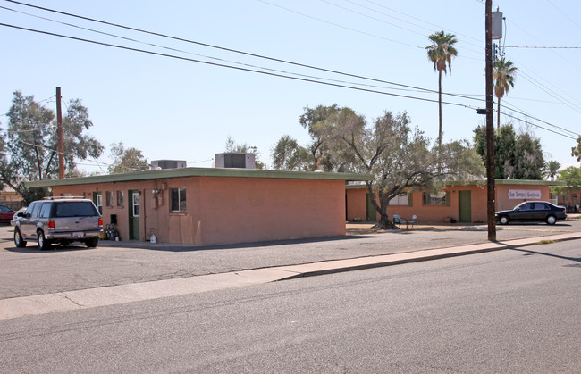 Sun Terrace in Phoenix, AZ - Foto de edificio - Building Photo