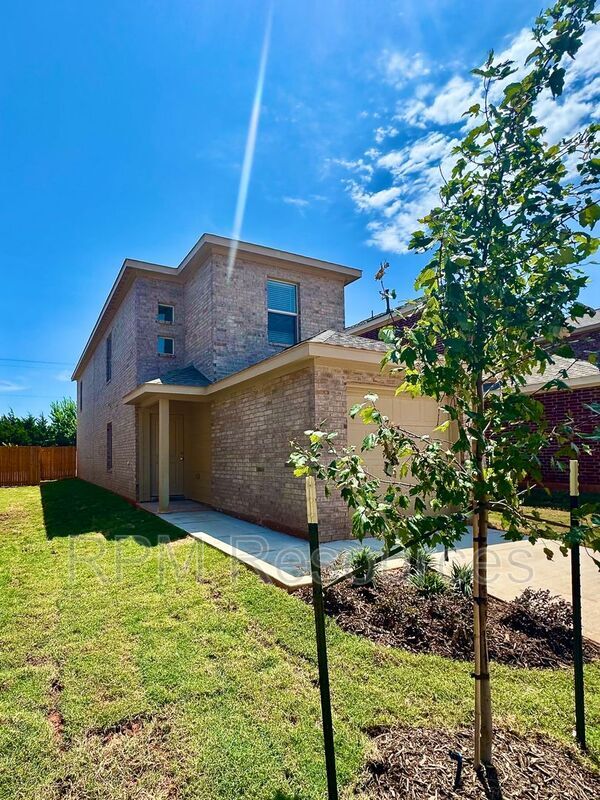 14818 Razorbill Dr in Oklahoma City, OK - Building Photo - Building Photo