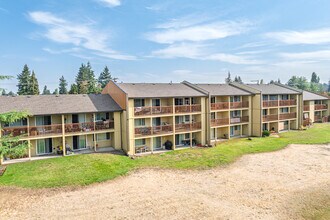 r45a Laurel Court in Lakewood, WA - Building Photo - Building Photo