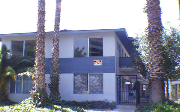 1822 Loma Vista St in Riverside, CA - Foto de edificio - Building Photo