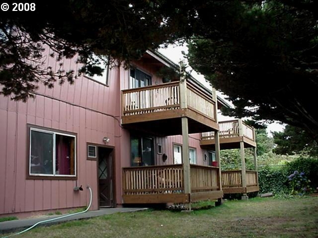 29696 Shore Pine Ln in Gold Beach, OR - Building Photo