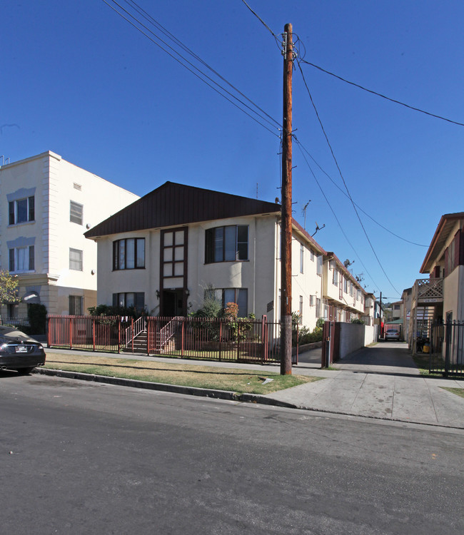 1224 N Berendo St in Los Angeles, CA - Building Photo - Building Photo