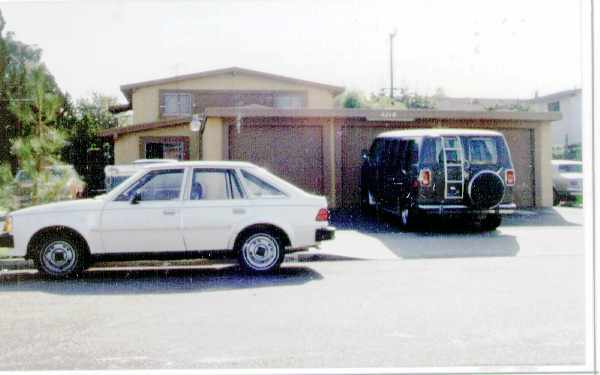 2218 Rutgers Dr in Costa Mesa, CA - Foto de edificio - Building Photo