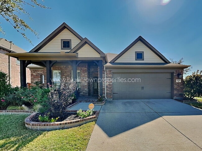12600 Saratoga Springs Cir