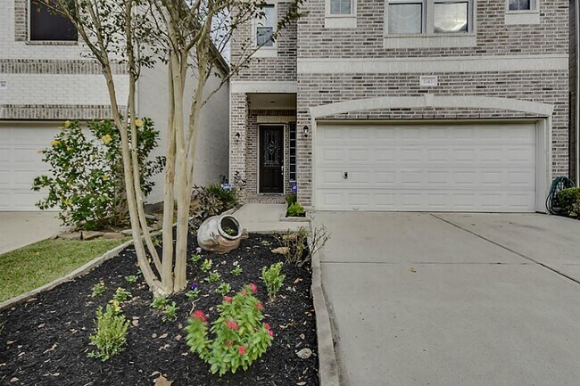 property at 1143 Sopris Dr