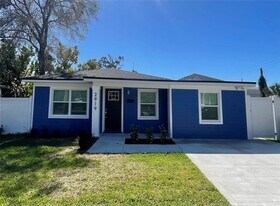2919 E Columbus Dr in Tampa, FL - Building Photo