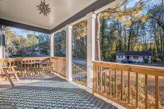 1953 Beecher Rd SW in Atlanta, GA - Building Photo - Building Photo