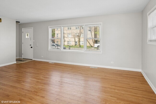 6341 N Leavitt St in Chicago, IL - Building Photo - Building Photo