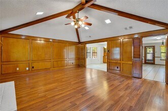 613 Hidden Brooke Dr in Desoto, TX - Building Photo - Building Photo