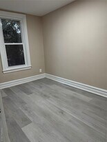 106-17 Metropolitan Ave in Queens, NY - Building Photo