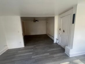 381 Shelton Ave in New Haven, CT - Building Photo - Building Photo