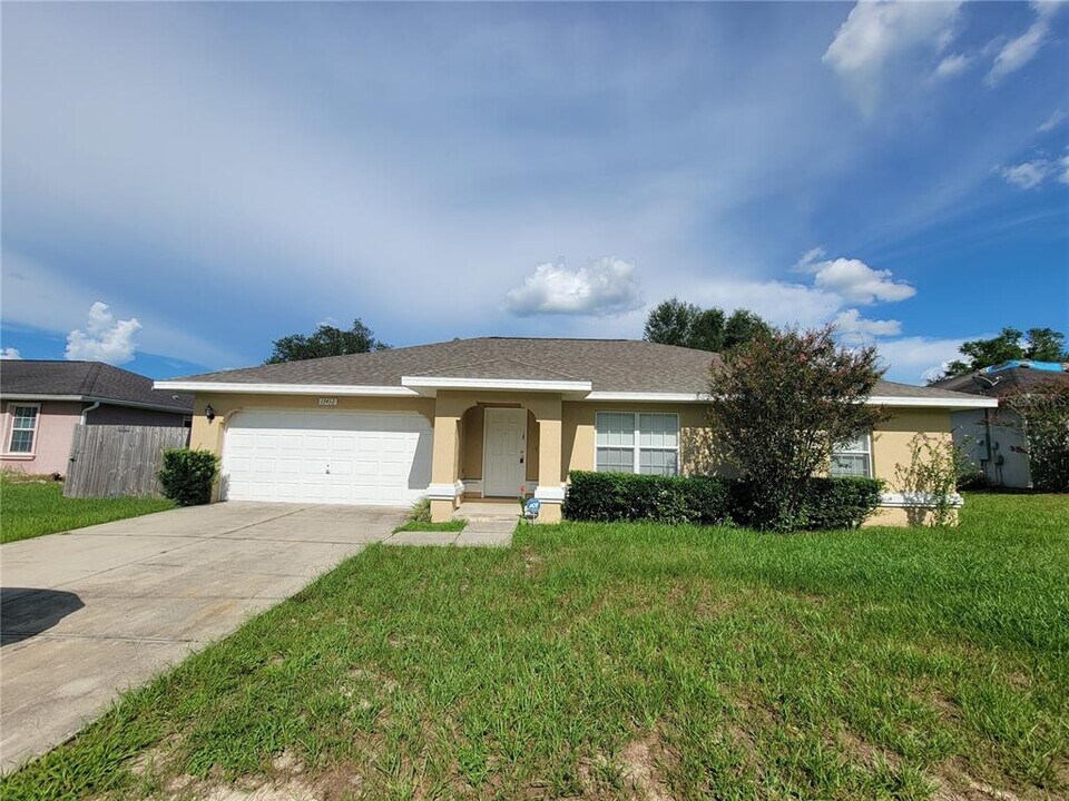 13412 SW 42nd Cir in Ocala, FL - Foto de edificio