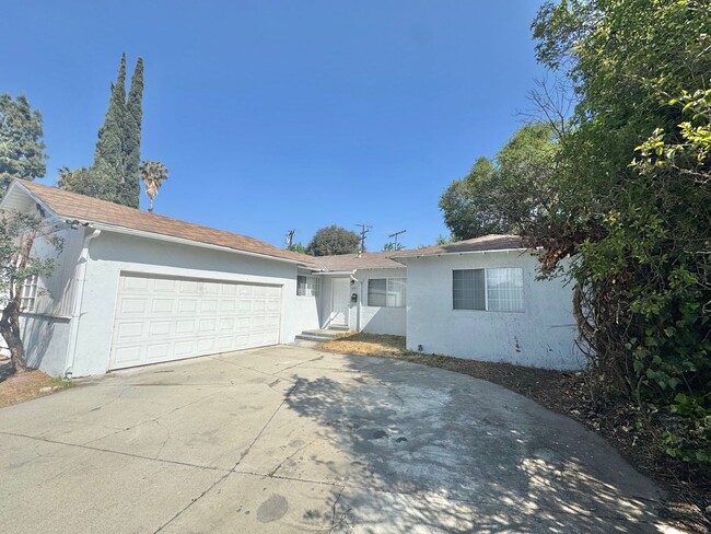 property at 1931 Ervilla Pl