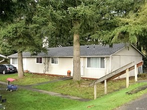 South Madison St. Duplexes in Tacoma, WA - Building Photo - Building Photo