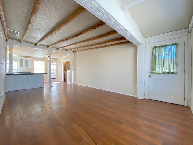 290 Limonite Cir in El Paso, TX - Building Photo - Building Photo