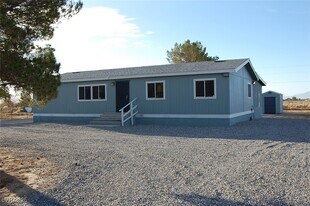 1591 Avellaneda St in Pahrump, NV - Building Photo