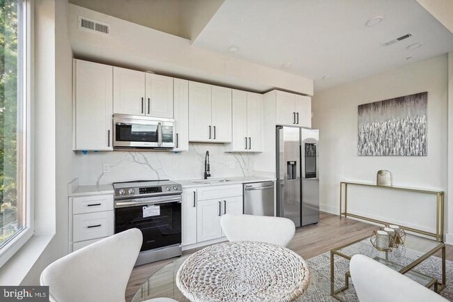 property at 1307 Longfellow St NW