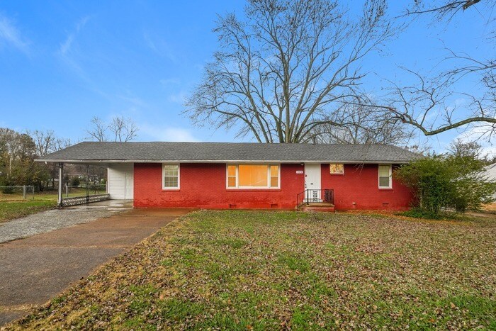 223 Rebecca Ln in Clarksville, TN - Building Photo