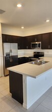 18232 SW 148th Rd in Miami, FL - Foto de edificio - Building Photo
