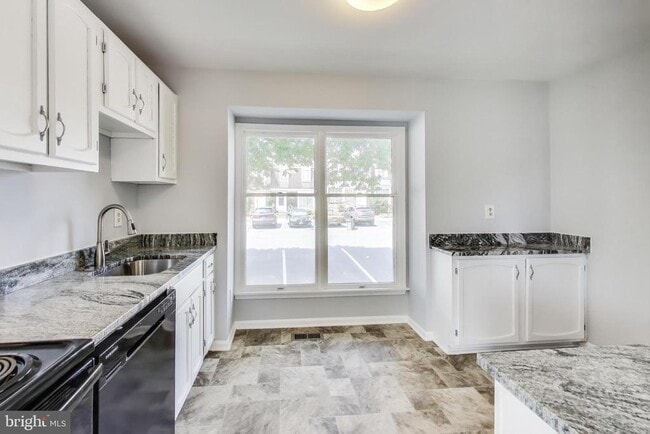 20 Livingstone Terrace in Frederick, MD - Building Photo - Building Photo