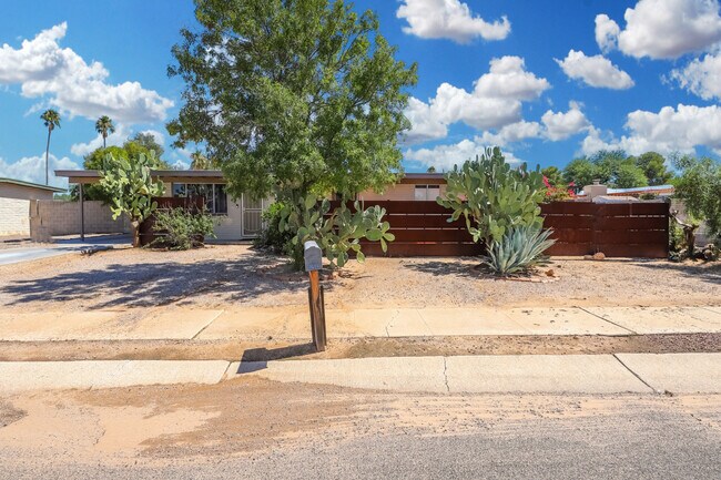 3221 S Grady Ave in Tucson, AZ - Building Photo - Building Photo