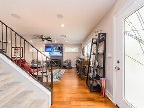 557 Florida Ave in Palm Harbor, FL - Building Photo - Building Photo