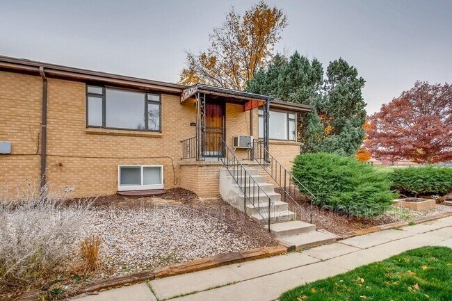 3392 Ivy St in Denver, CO - Building Photo - Building Photo