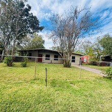 8914 Vinearbor St in Houston, TX - Building Photo - Building Photo