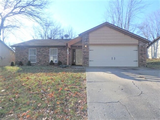 property at 4508 W Knox Dr