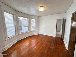 283 Delaware Ave in Albany, NY - Building Photo - Building Photo