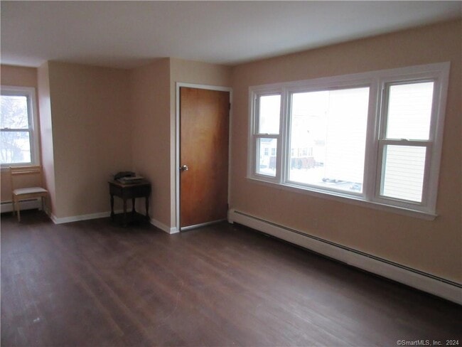 164 Cleveland Ave in Bridgeport, CT - Building Photo - Building Photo