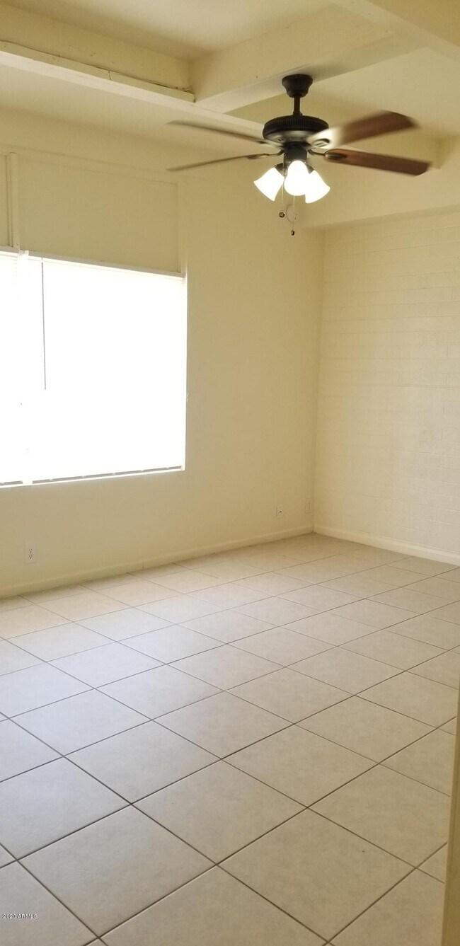 6251 N 48th Ave-Unit -4 in Glendale, AZ - Building Photo - Building Photo